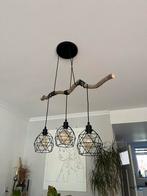 Hanglamp met 3 lampen en tak, Huis en Inrichting, Lampen | Hanglampen, Ophalen, Zo goed als nieuw, Hout, 50 tot 75 cm