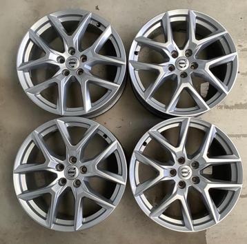 18 inch Volvo Y spoke XC60 XC70 XC40 V70 V60 S80 V60 cross beschikbaar voor biedingen