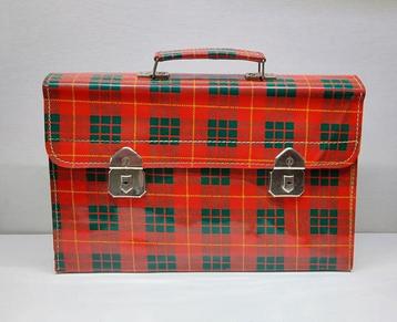 Unieke jaren 70 schooltas van lakplastic,  retro! beschikbaar voor biedingen