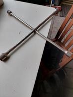 Kruissleutel, Ophalen