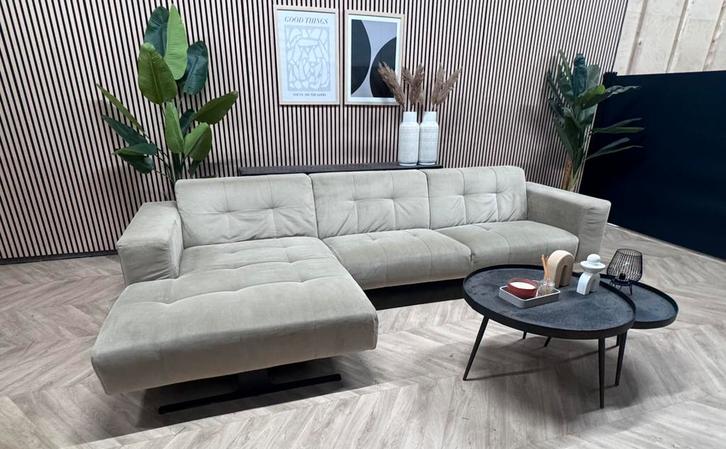 ZGAN Montel Hoekbank Traffic - Beige - 315 x 160, Huis en Inrichting, Banken | Bankstellen, Zo goed als nieuw, Hoekbank, Vierpersoons of meer