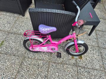 Bijna GRATIS Roze Kinderfiets opknapper beschikbaar voor biedingen