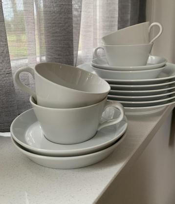 Arzberg Tric wit 7 borden + 4 theekop & 4 schotels als nieuw beschikbaar voor biedingen