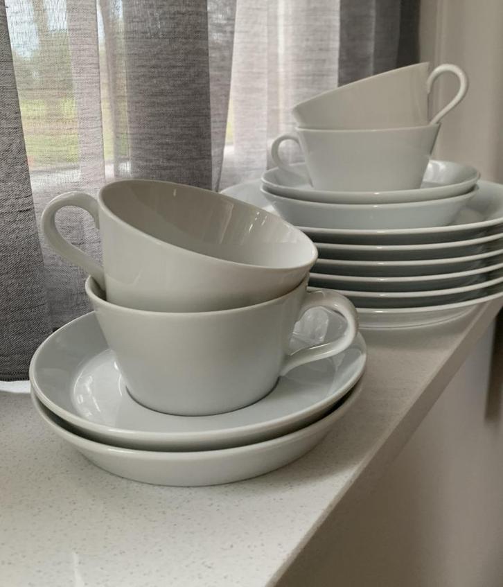 Arzberg Tric wit 7 borden + 4 theekop & 4 schotels als nieuw, Huis en Inrichting, Keuken | Servies, Zo goed als nieuw, Bord(en)