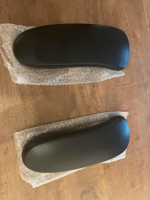 Herman Miller Aeron Classic armpads armsteunen NIEUW, Huis en Inrichting, Bureaustoelen, Nieuw, Bureaustoel, Zwart, Ergonomisch