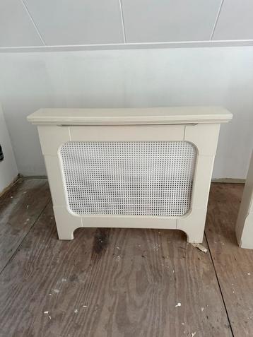Radiator ombouw MOET WEG beschikbaar voor biedingen