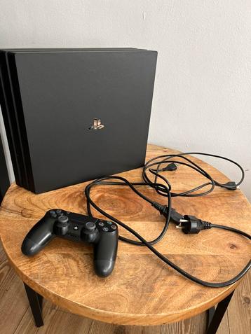 PS4 Pro firmware 10.70 CUH 7116b 1TB beschikbaar voor biedingen