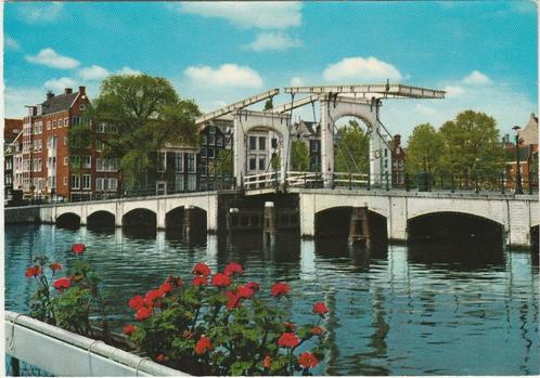 AMSTERDAM Magere Brug, Verzamelen, Ansichtkaarten | Nederland, Gelopen, Noord-Holland, 1980 tot heden, Verzenden