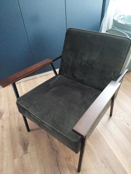 Woood fauteuil type Vicky, fluweel, kleur warmgroen, Huis en Inrichting, Stoelen, Zo goed als nieuw, Eén, Ophalen
