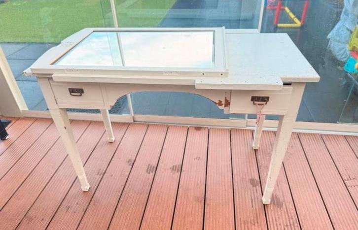 Gratis Vintage Kaptafel met Spiegel, Huis en Inrichting, Tafels | Sidetables, Gebruikt, 25 tot 50 cm, 50 tot 100 cm, Rechthoekig