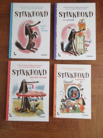 4 x Stinkhond beschikbaar voor biedingen