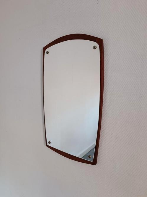 Vintage Deense spiegel in teak, Huis en Inrichting, Woonaccessoires | Spiegels, Zo goed als nieuw, Minder dan 50 cm, Minder dan 100 cm