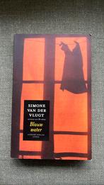 Simone van der Vlugt - Blauw water, Ophalen of Verzenden, Zo goed als nieuw, Simone van der Vlugt