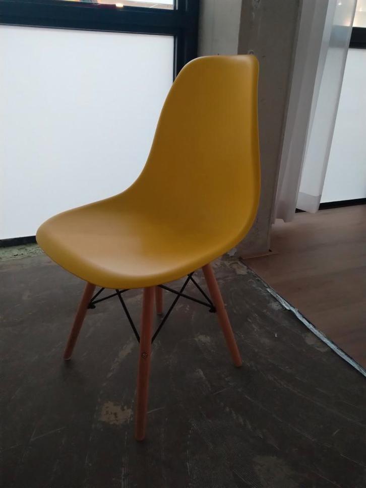 Gele Kuipstoel - 20 stuks, Huis en Inrichting, Stoelen, Gebruikt, Vijf, Zes of meer stoelen, Hout, Kunststof, Metaal, Overige kleuren