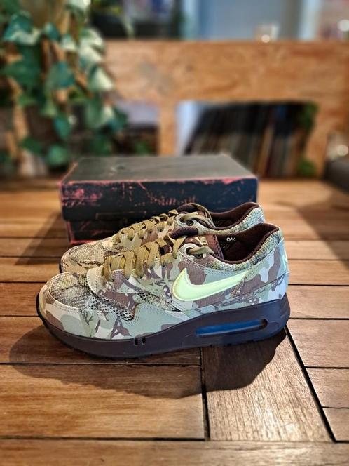 Nike Air Max 1 '86 OG "Earth" Camo & Light Lemon Twist (43), Kleding | Heren, Schoenen, Nieuw, Sneakers of Gympen, Overige kleuren