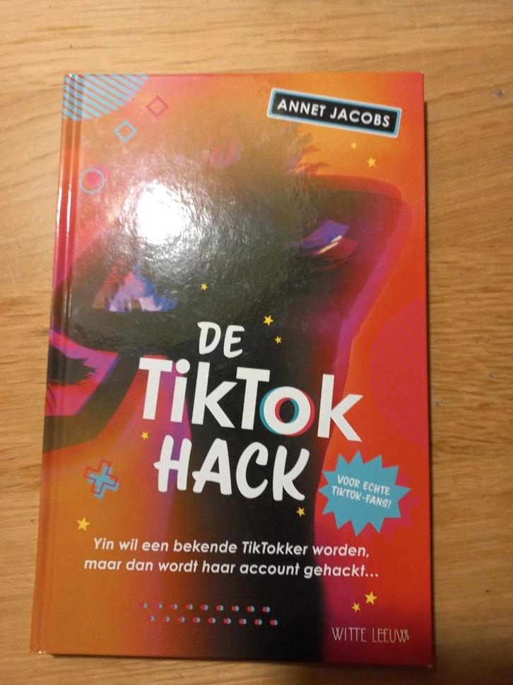 De TikTok Hack - Annet Jacobs, Boeken, Kinderboeken | Jeugd | 13 jaar en ouder, Zo goed als nieuw, Ophalen of Verzenden