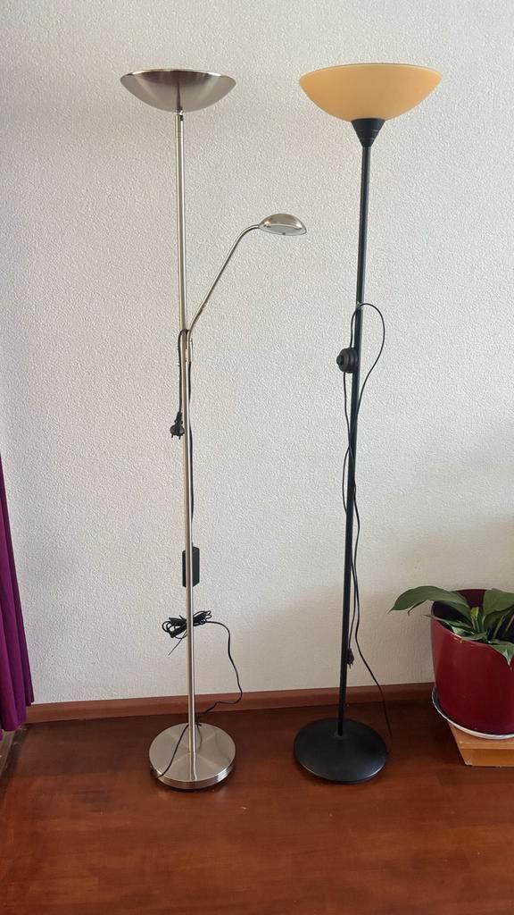 Twee Staande Lampen, Huis en Inrichting, Lampen | Vloerlampen, Zo goed als nieuw, 150 tot 200 cm, Metaal, Ophalen of Verzenden