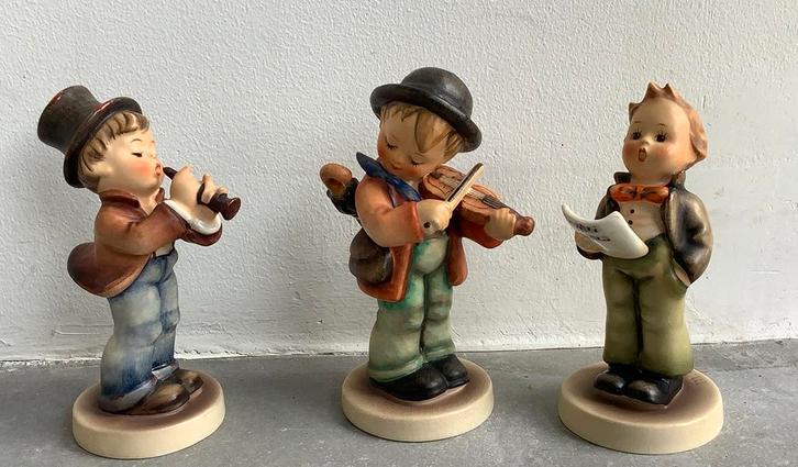 Hummeltjes, Verzamelen, Beelden en Beeldjes, Zo goed als nieuw, Ophalen of Verzenden