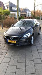 Volvo V40 1.5 T3 152PK Geartronic 2019 Zwart, Auto's, Volvo, 4 cilinders, 700 kg, Zwart, 152 pk