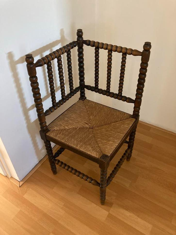 Stoeltje met rieten zitting, Huis en Inrichting, Stoelen, Gebruikt, Eén, Hout, Bruin, Ophalen