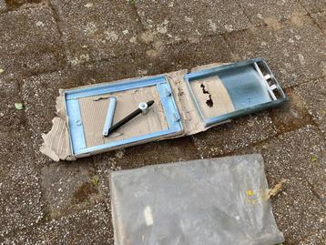 Caravanrechtlegger te koop beschikbaar voor biedingen