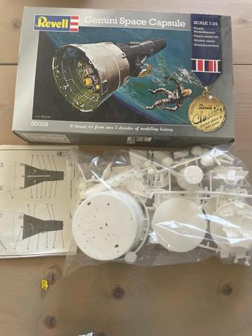  plastic model bouw  beschikbaar voor biedingen