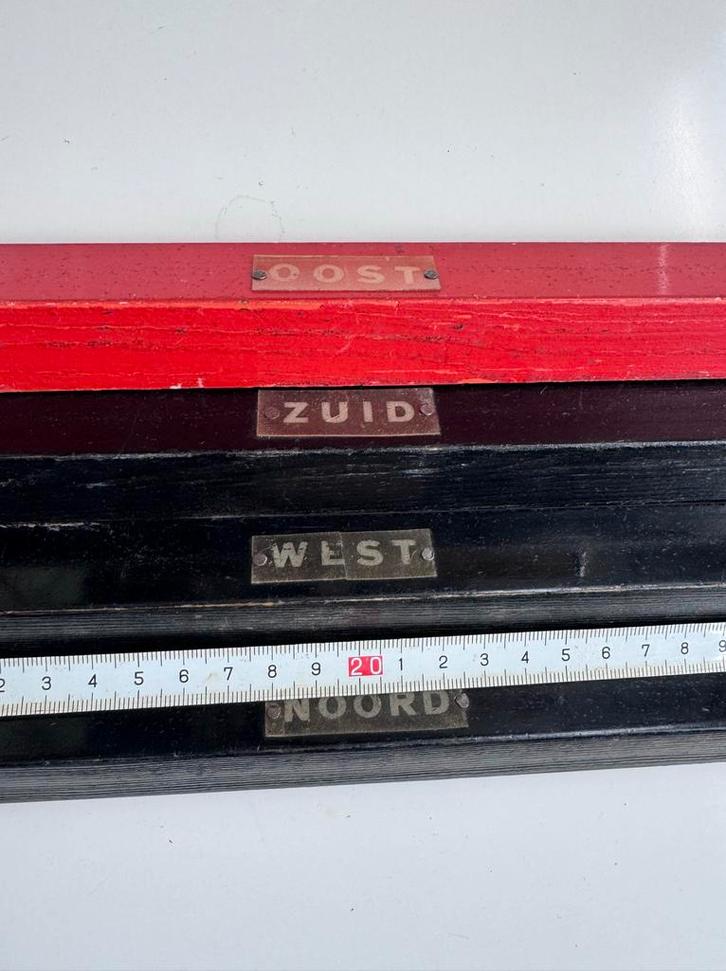 Antieke Mahjong Latten met Windrichtingen opzetstukken, Hobby en Vrije tijd, Gezelschapsspellen | Overige, Gebruikt, Een of twee spelers