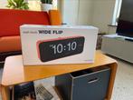 Nieuwe Karlsson wide flip wall clock, Huis en Inrichting, Ophalen of Verzenden, Nieuw, Analoog, Wandklok