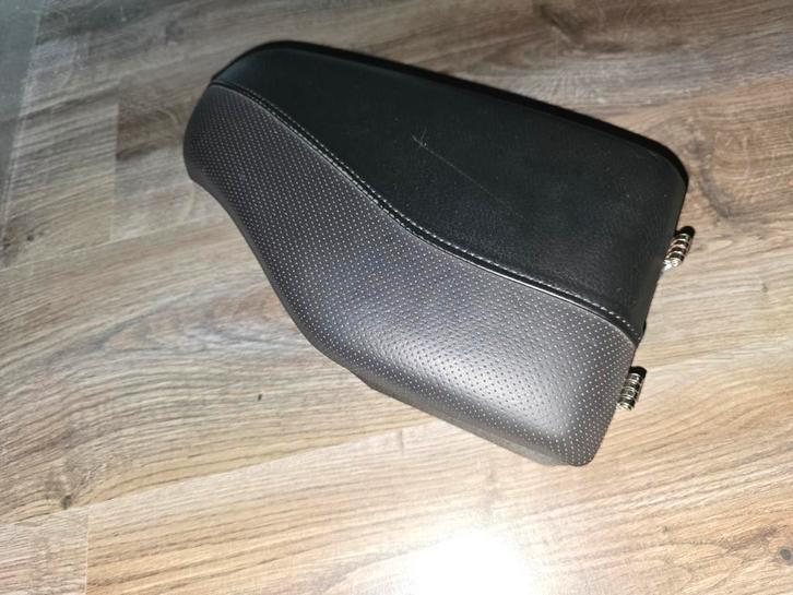 Seat Leon 1P1 Armsteun OEM Leder, Auto-onderdelen, Klein materiaal, Seat, Ophalen of Verzenden
