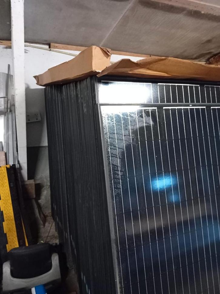 Te koop partij zonnepanelen, Doe-het-zelf en Verbouw, Zonnepanelen en Toebehoren, Gebruikt, Paneel, Ophalen