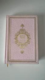Koran roze met Nederlandse vertaling, Ophalen of Verzenden, Zo goed als nieuw