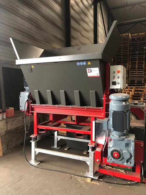 Hout shredder, Zakelijke goederen, Machines en Bouw | Overig, Ophalen