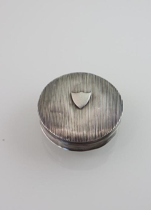Antiek zilveren pepermuntdoosje, 1822, Antiek en Kunst, Antiek | Goud en Zilver, Zilver, Ophalen of Verzenden