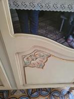 Vintage vitrinekast 4 planken nog 2 sleutels aanwezig, Huis en Inrichting, Kasten | Vitrinekasten, Ophalen, Heikant 21 Kaatsheuvel