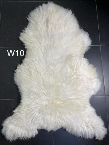 W10) Schapenvacht Wit 135x90cm beschikbaar voor biedingen