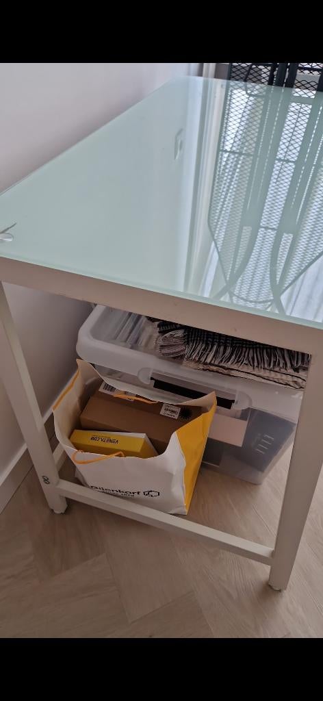Bureau tafel, Ophalen, 150 tot 200 cm, Glas, Zo goed als nieuw