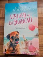 Debbie Johnson - Verliefd in het duincafé, Boeken, Ophalen of Verzenden, Gelezen