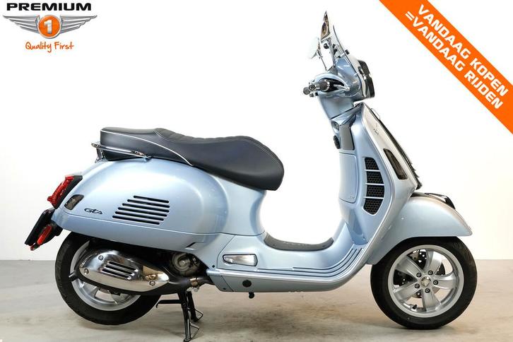 Vespa GTS 300 (bj 2022), Motoren, Motoren | Overige merken, Bedrijf, Scooter, 12 t/m 35 kW, ABS