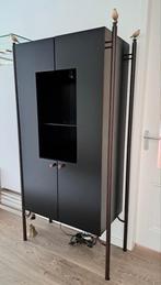 Vogeltjeskast door Minke Voorthuizen. Van Castelijn, Antiek en Kunst, Ophalen