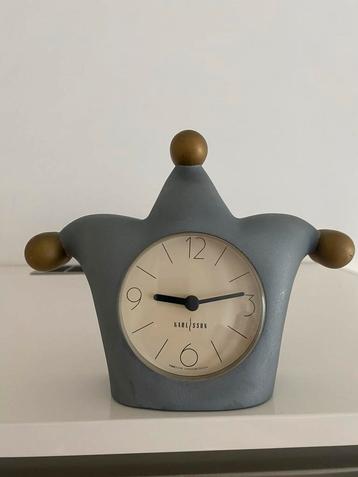 Karlsson Klokken - Diverse Designs Retro beschikbaar voor biedingen