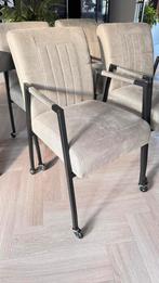 Grijze eettafelstoelen met wieltjes en eettafelbank, Huis en Inrichting, Stoelen, Ophalen, Gebruikt, Vijf, Zes of meer stoelen