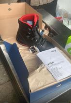 Nieuwe GORE-TEX Schoenen – maat 42

Te koop: nieuwe, onge, Ophalen of Verzenden, Nieuw