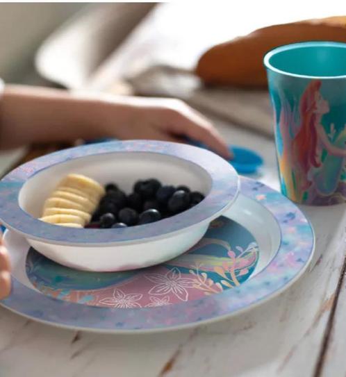 Disney Princess Ariel Kinderservies met Beker - Magnetron, Kinderen en Baby's, Overige Kinderen en Baby's, Nieuw, Ophalen of Verzenden
