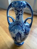 Vaas van Delfts aardewerk, Overige kleuren, Aardewerk of Porselein, Ophalen of Verzenden, Zo goed als nieuw