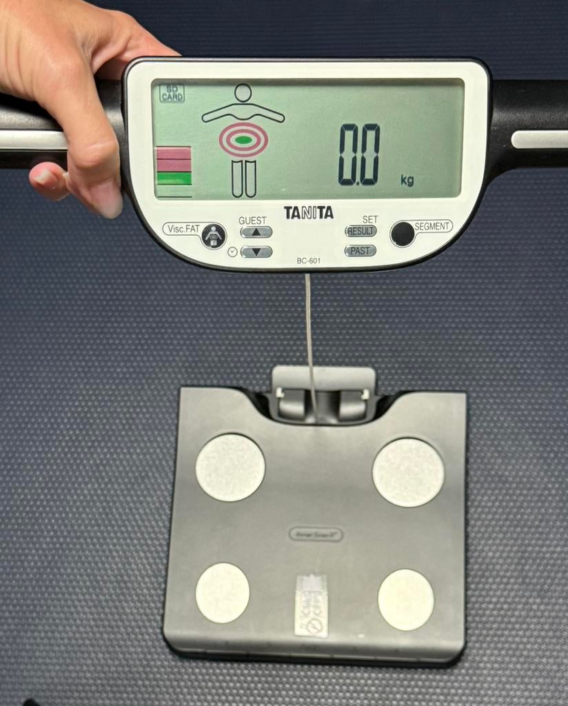 Tanita personenweegschaal, Witgoed en Apparatuur, Weegschalen, 1 tot 500 gram, 100 kg of meer, Ophalen of Verzenden, Zo goed als nieuw