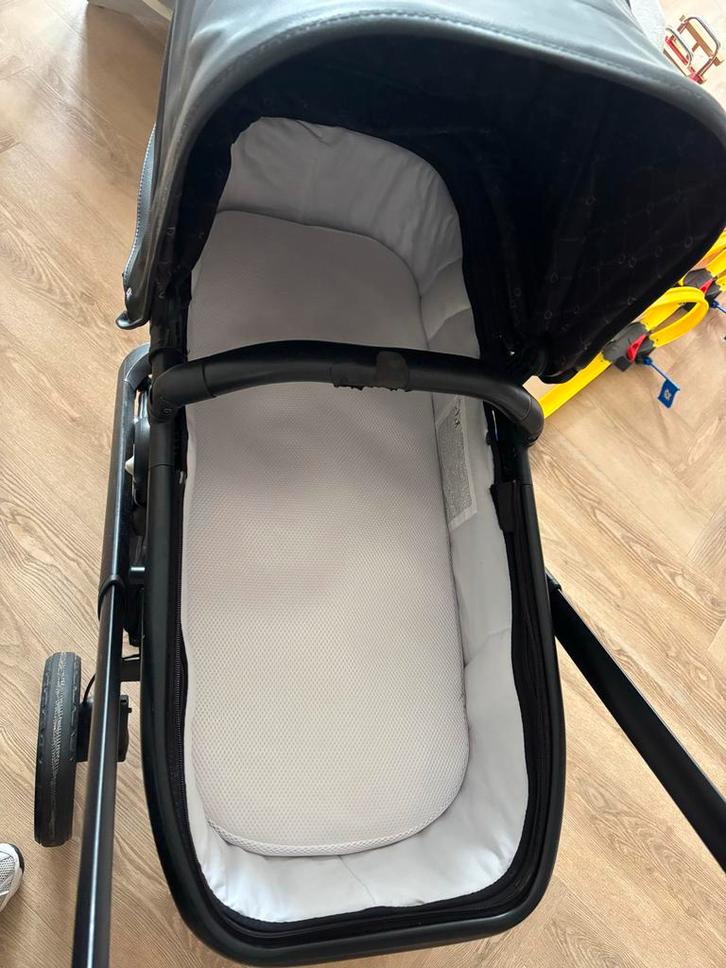 Dubatti one 3-1 All Black Leer, Kinderen en Baby's, Kinderwagens en Combinaties, Zo goed als nieuw, Combiwagen, Overige merken