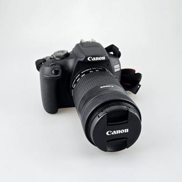 Canon EOS 2000D Inclusief 55-250MM IS-STM Lens beschikbaar voor biedingen