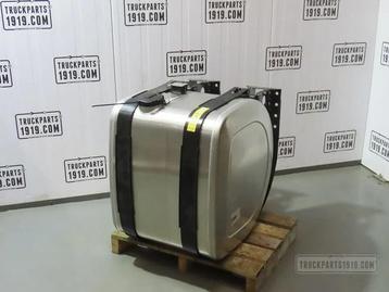 Volvo 21516442 Brandstoftank + steunen 240L beschikbaar voor biedingen