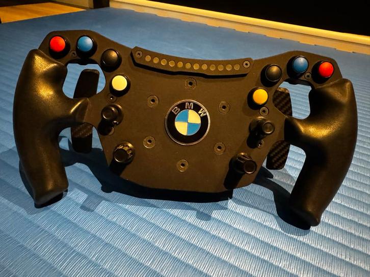 Polsimer F74 + Simracing Coach Quick Release, Spelcomputers en Games, Spelcomputers | Xbox | Accessoires, Gebruikt, Stuurtje of Sportattribuut