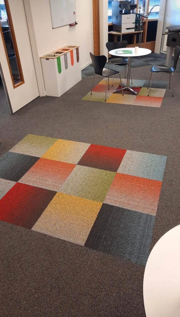 RESTPARTIJ TAPIJTTEGELS OUTLET MAGAZIJN OPRUIMING WAALWIJK, Huis en Inrichting, Stoffering | Vloerbedekking, Nieuw, Tapijttegels